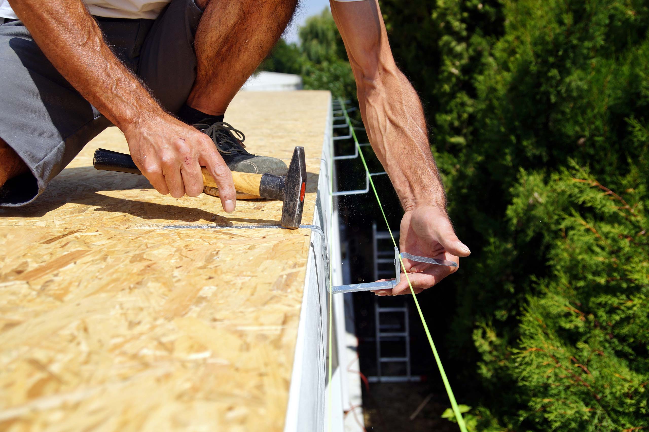 diy gutter cleaning